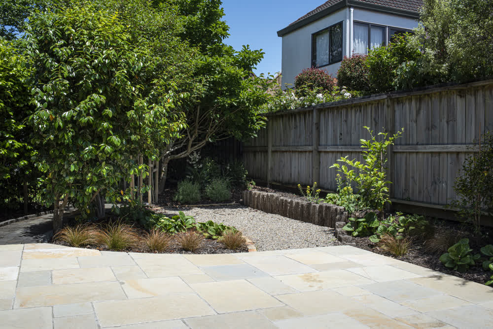 Remove image - not a retaining wall
